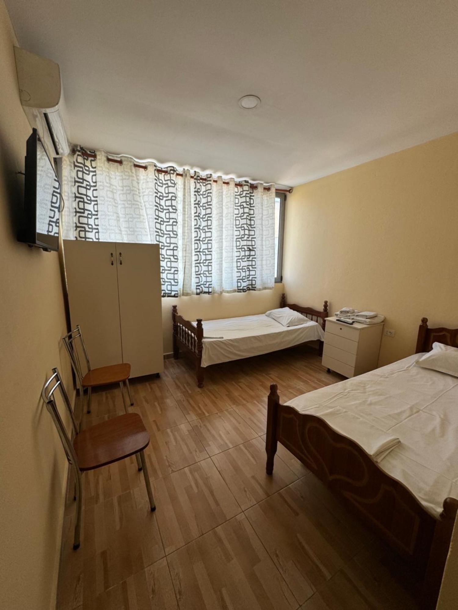 Hotel Kombinat Tirana