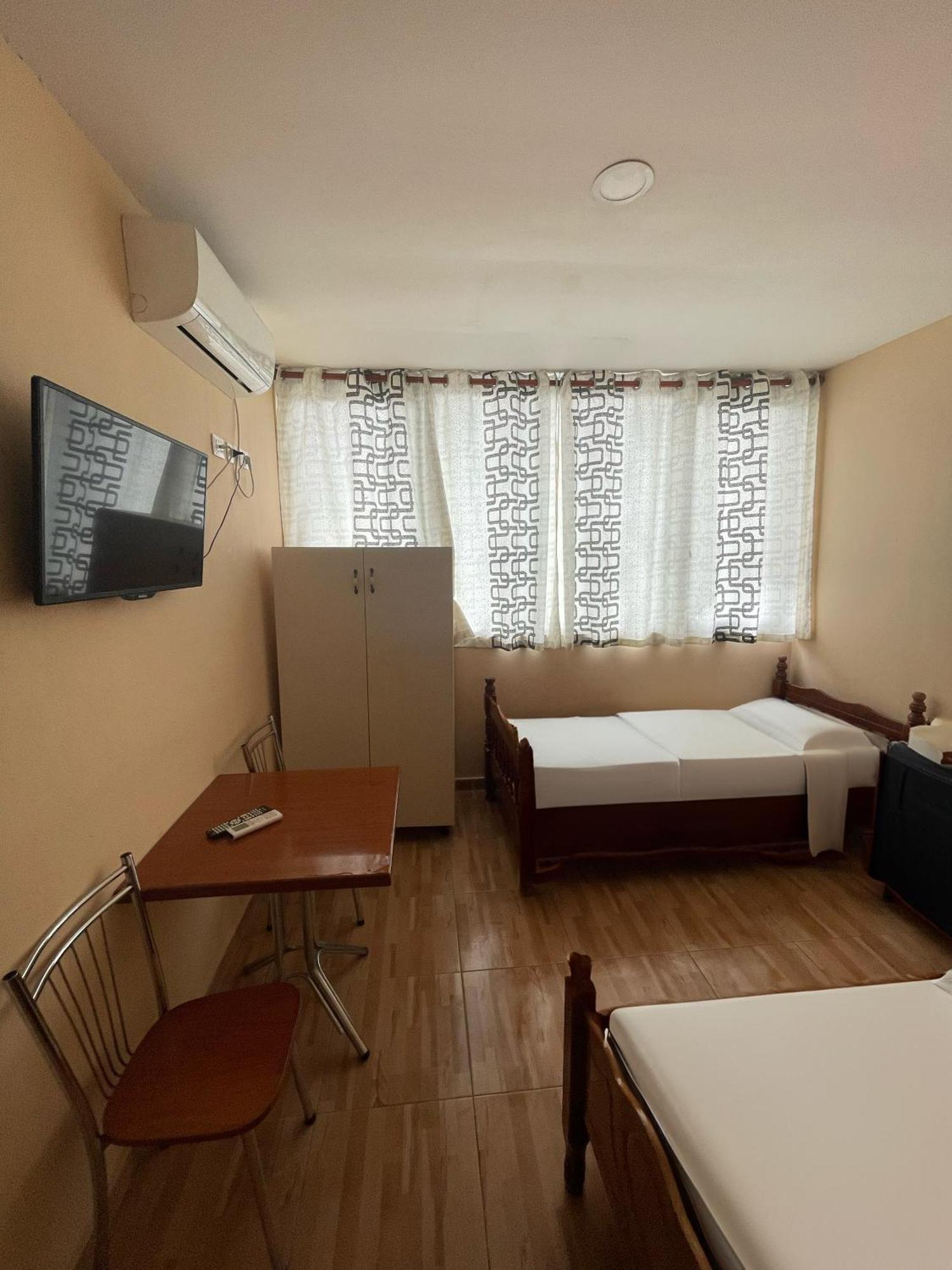 Kombinat * Tirana